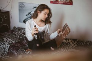 Lee más sobre el artículo Alcoholismo en mujeres: características y tratamiento