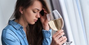 Lee más sobre el artículo ¿Qué relación hay entre la depresión y el alcoholismo?